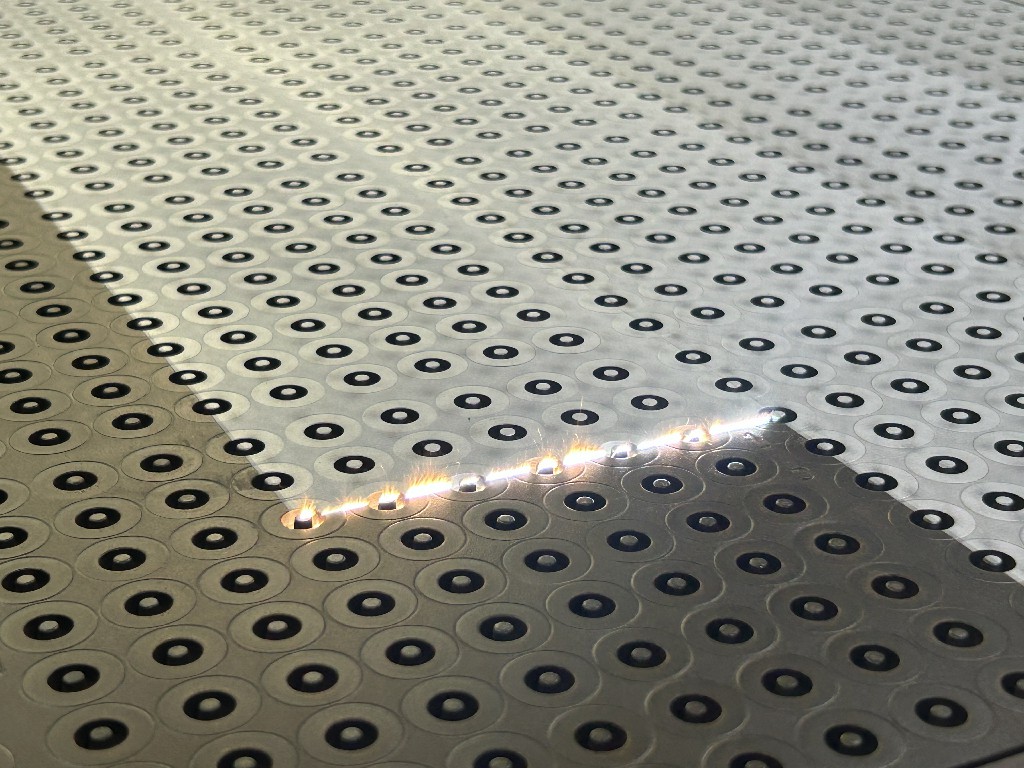 Oral liquid silicone stopper Mold 700x700mm deep cavity cleaning and curing agent residue cleaning (1)