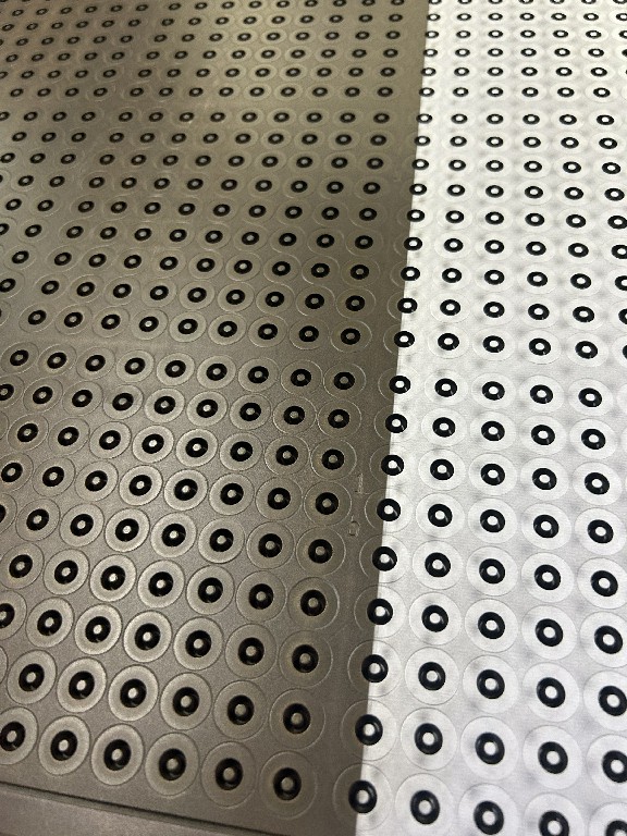 Oral liquid silicone stopper Mold 700x700mm deep cavity cleaning and curing agent residue cleaning (2)